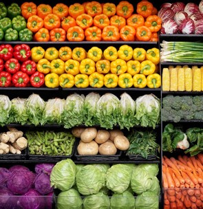Which demographic prefers organic and Non-GMO food?